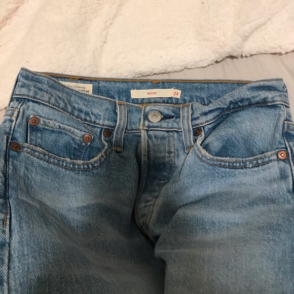 Levi’s wedgie jeans - Picture 3 of 4